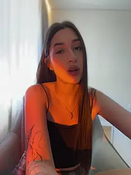 BOOMFOXY's Live XXX Chat