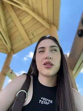 BOOMFOXY's Live XXX Chat