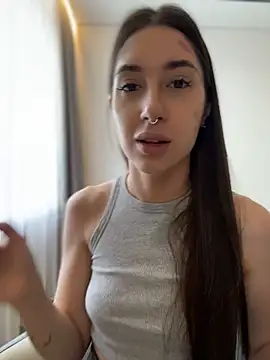 XXX chat uživo modela BOOMFOXY