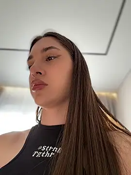 دردشة BOOMFOXY الجنسية المباشرة