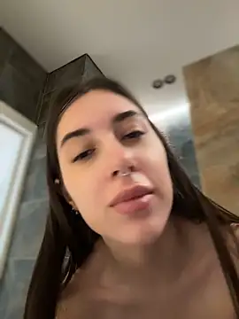 BOOMFOXY's Live XXX Chat