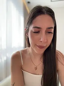BOOMFOXY's Live XXX Chat