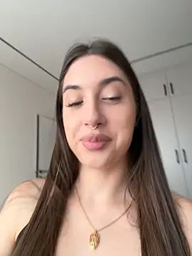 BOOMFOXY's Live XXX Chat