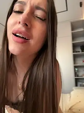 BOOMFOXY's Live XXX Chat