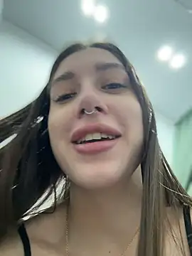 BOOMFOXY's Live XXX Chat