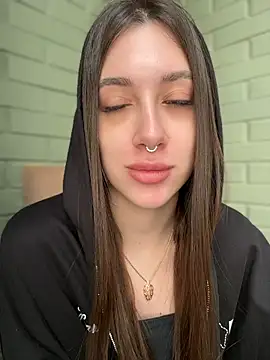 BOOMFOXY Chat XXX in diretta