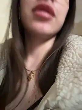 BOOMFOXY Adlı Modelin Canlı XXX Sohbeti