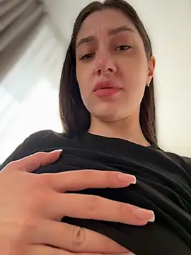 XXX chat uživo modela BOOMFOXY