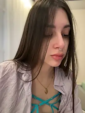 BOOMFOXY Adlı Modelin Canlı XXX Sohbeti