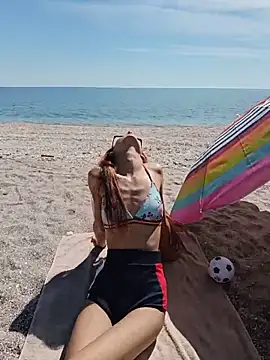 Andreea_Foxx Chat XXX in diretta