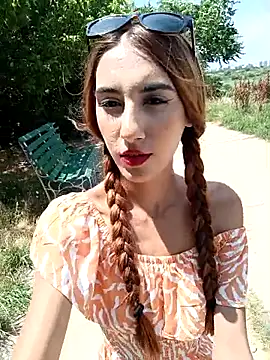 Andreea_Foxxのウェブカメラショー