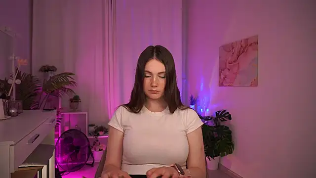 Czat XXX na żywo – BettyMarlowe
