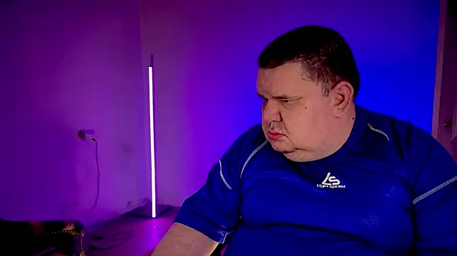 Webkamerová show chubby_daddy