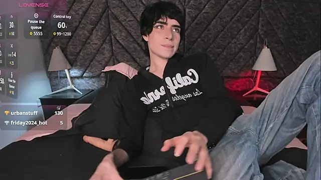DemonFoxx webkamerás műsora