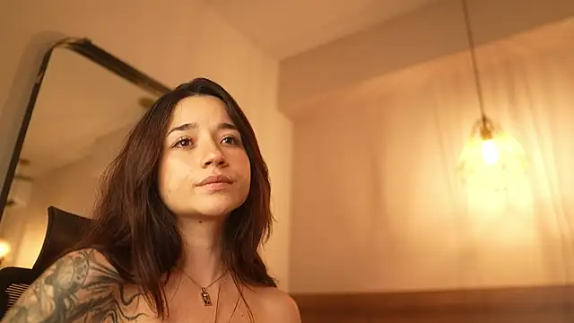 Charlotte_Rossee – Naživo XXX chat