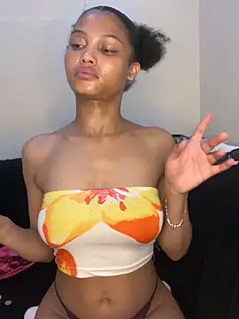 PEACHWAV3's Live XXX Chat