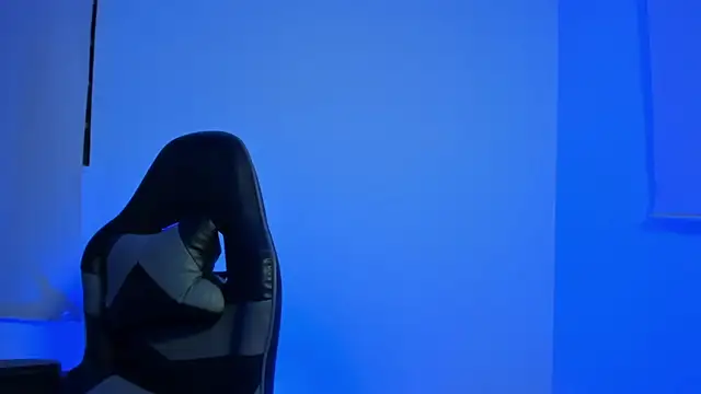 Sala de chat ao vivo de celeste_hatman