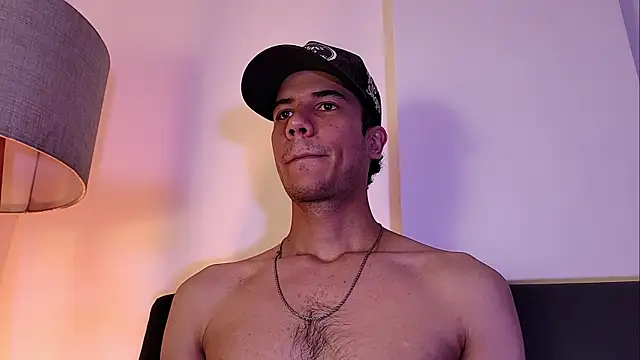 Derek_stud_ Show in webcam