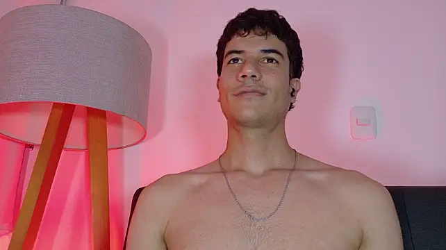 Derek_stud_ Show in webcam