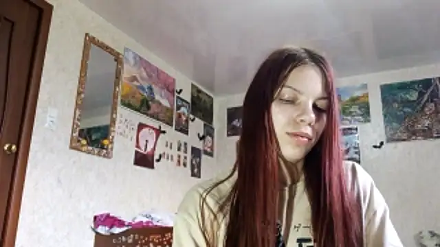 LonaSylvis Show in webcam
