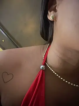 EmmaExoticaXXX webkamerás műsora