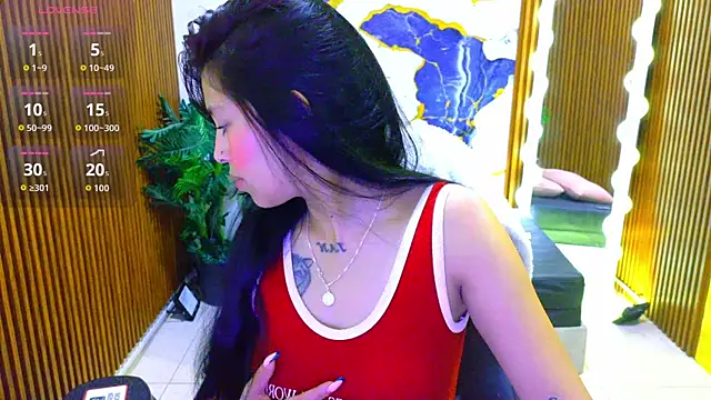 Corall_tay1's Live XXX Chat