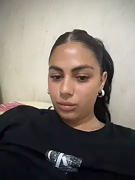 צ'אט XXX בשידור חי של LilyLovell