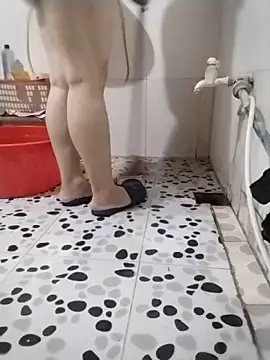 Squirt107 Adlı Modelin Web Kamerası Şovu