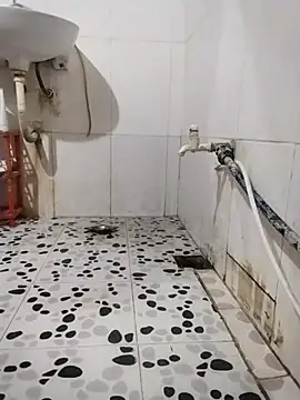 Squirt107 Adlı Modelin Web Kamerası Şovu