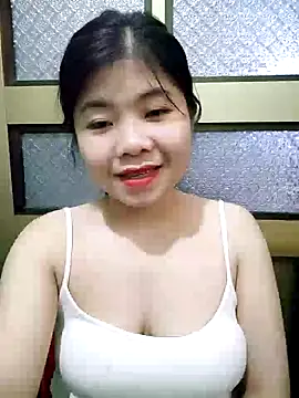 Ayti01 Live XXX-Chat