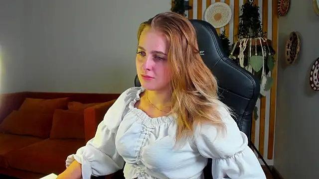 EllaBells Chat XXX in diretta
