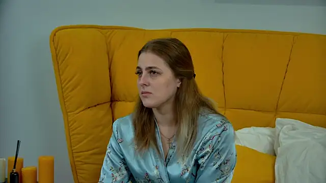 EllaBells live XXX chat