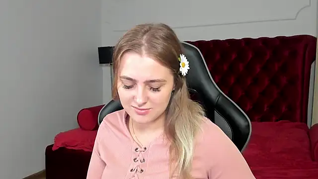EllaBells' Live XXX Chat