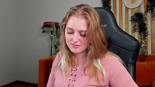 Chat XXX en directo de EllaBells