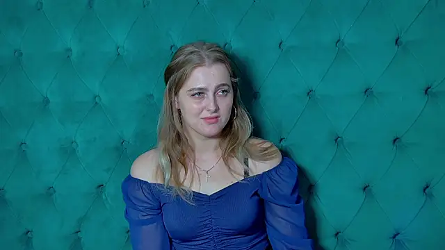 XXX chat uživo modela EllaBells