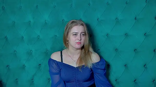 دردشة EllaBells الجنسية المباشرة