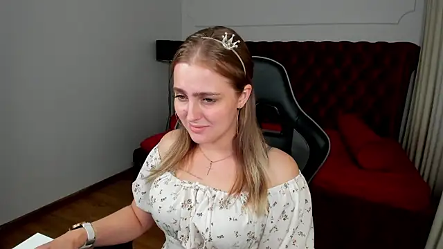 EllaBells' Live XXX Chat