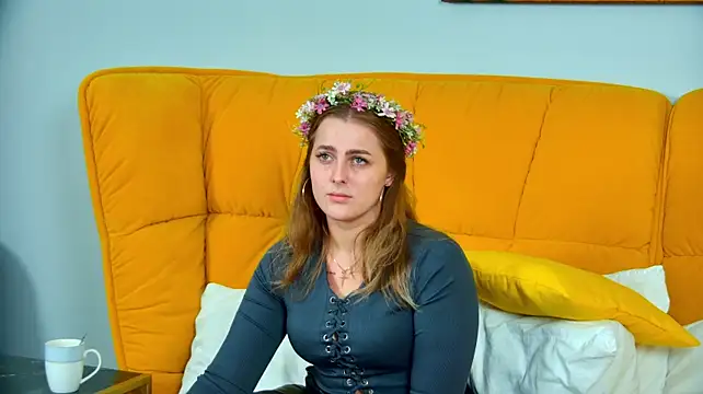 EllaBells' Live XXX Chat