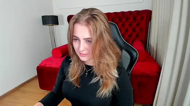 EllaBells live XXX chat