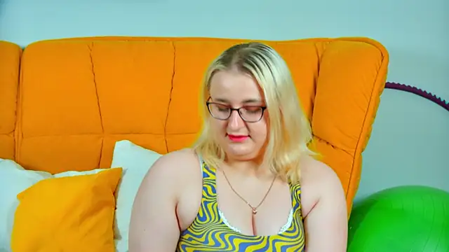 Show de LioraArdyn na webcam