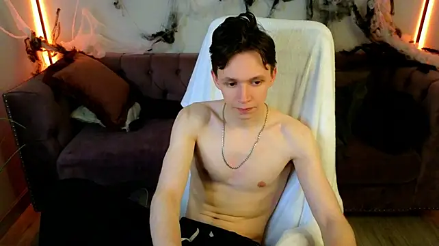 Meverik_Oushen Webcam show