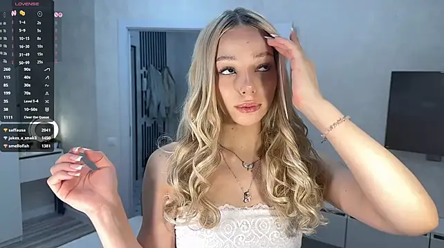 Mooniesiesita's Webcam Show
