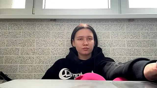 ReneeBossi Webcam show