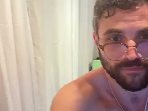 Show de thehornyluke na webcam