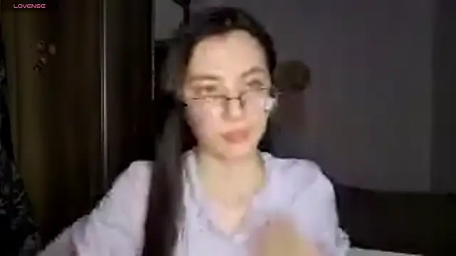 צ'אט XXX בשידור חי של AshleyTropiano