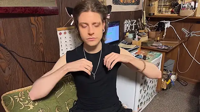 bambi_boi18's Webcam Show