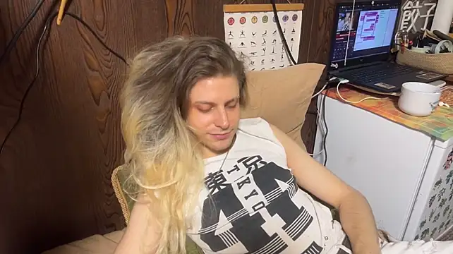 bambi_boi18 Webcam show