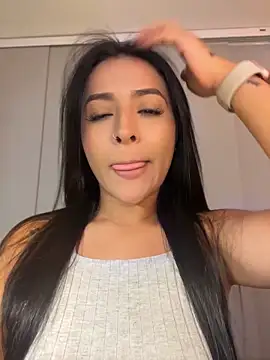 Mariam_Cole 现场XXX聊天