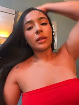 Mariam_Cole Adlı Modelin Canlı XXX Sohbeti
