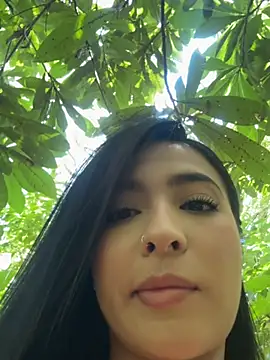 Mariam_Cole 실시간 채팅방